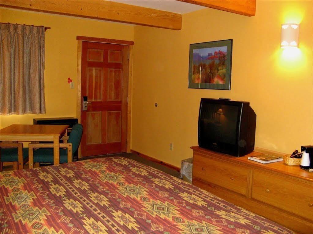 Indian Hills Inn, Taos Plaza ภายนอก รูปภาพ